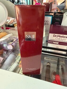 SK-II Facial Treatment Essence — 230 ML